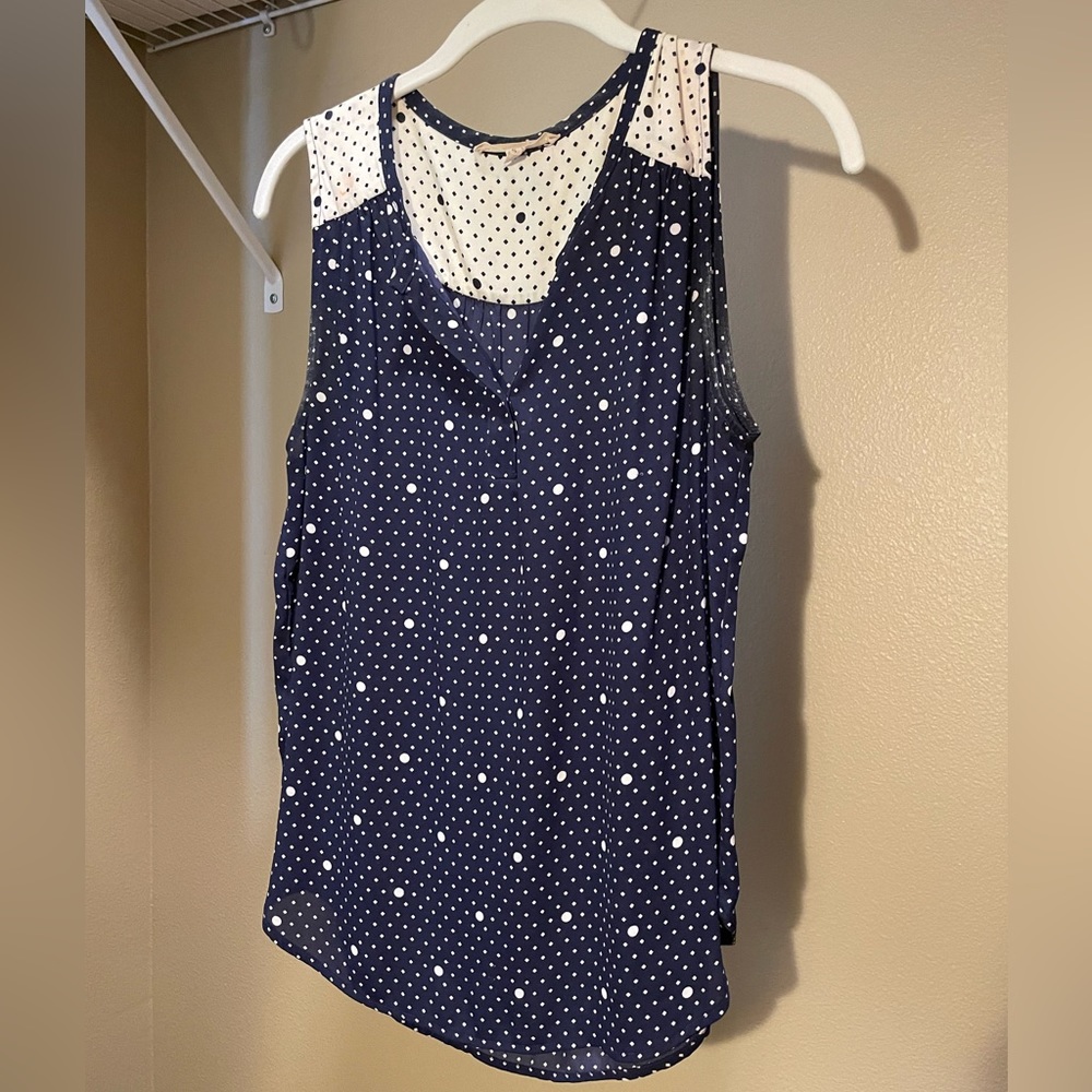 Navy and cream sleeveless blouse. Size small.